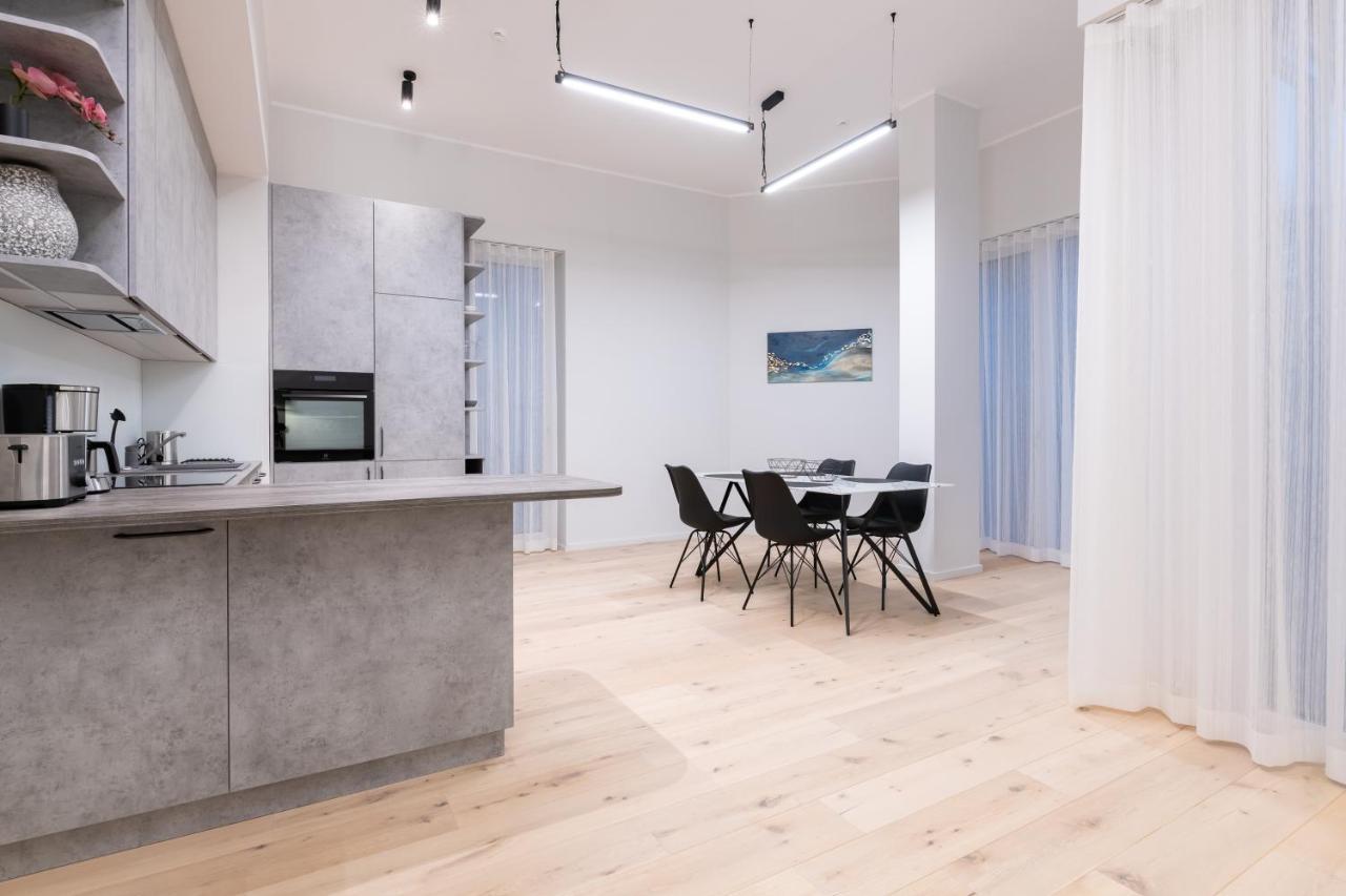 Dashaus 2 Bedroom Apartment タリン エクステリア 写真