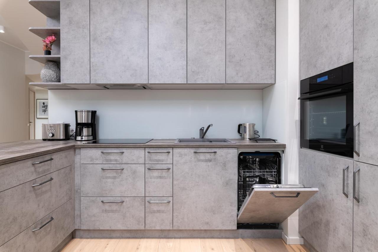 Dashaus 2 Bedroom Apartment タリン エクステリア 写真