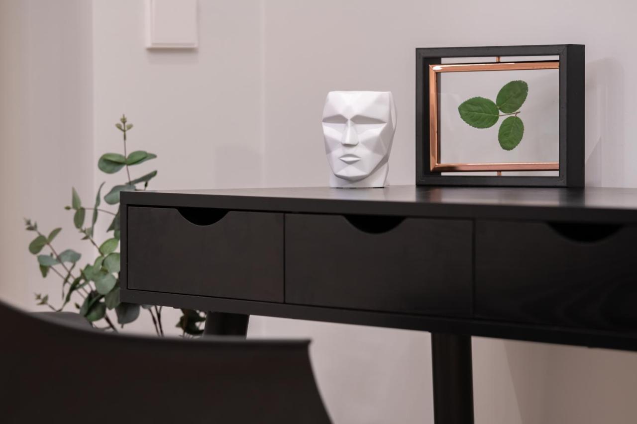 Dashaus 2 Bedroom Apartment タリン エクステリア 写真